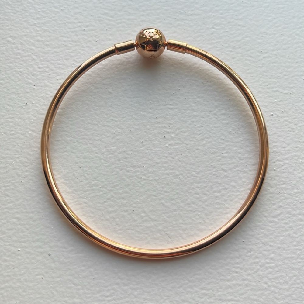 Rose Gold Pandora Moments Bangle